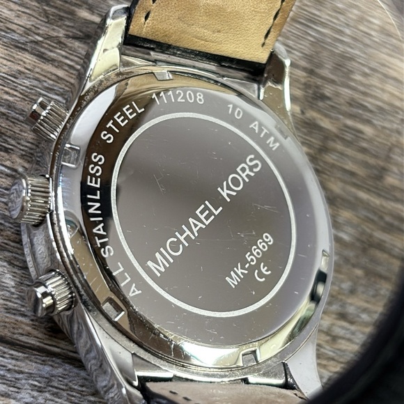 Michael Kors Crystal Glitz LAYTON Watch - Picture 7 of 8